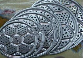 沖孔網(wǎng)_沖孔網(wǎng)供貨商_供應(yīng)沖孔網(wǎng)深加工產(chǎn)品,奧征品質(zhì)18630901997_沖孔網(wǎng)價(jià)格_河北奧征金屬絲網(wǎng)制品(天津)